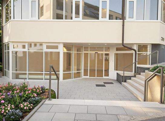 Vorderansicht neutral