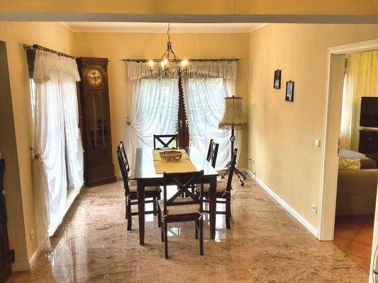 Empore unten Haupthaus