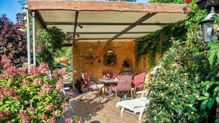 überdachter Freisitz