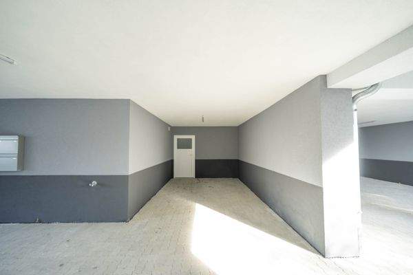 Stellplatz & Lageraum.jpg