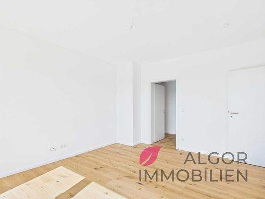 Hauptschlafzimmer mit Ankleide