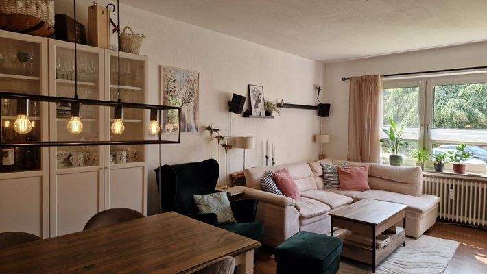 Helles Wohn- / Esszimmer #3