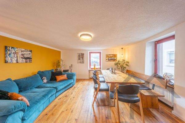 Rechte Haushälfte Wohnen / Essen