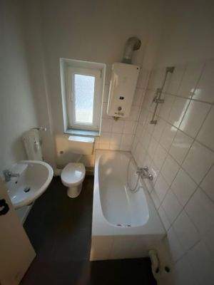 modernes Badezimmer