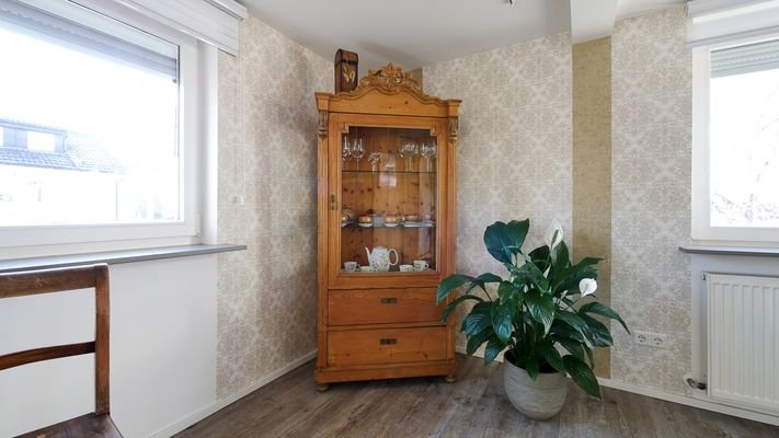 071 Schrank (1 von 1).jpg