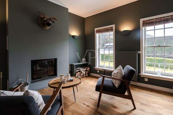 Behagliches Kaminzimmer