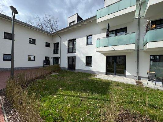 Blick auf den Terrassenbereich