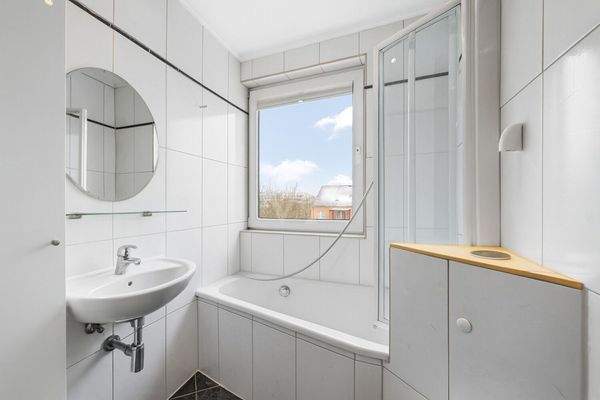 modernisiertes Badezimmer