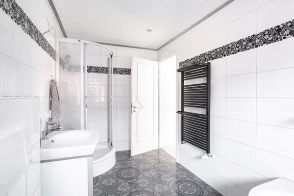 Bad EG Dusche