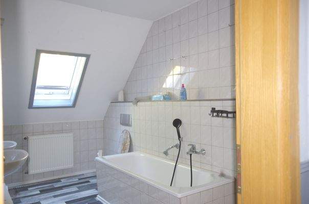 Badezimmer im OG
