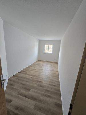 neues KZ von der Tür.jpg