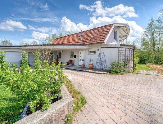 HP7-Einfamilienhaus-Seekirchen-Außenansicht