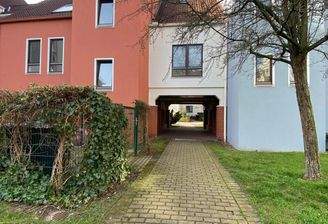 Hanns-Bisegger-Straße 8+10