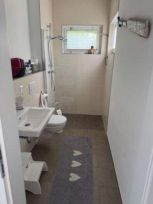 EG Gäste-WC mit Dusche