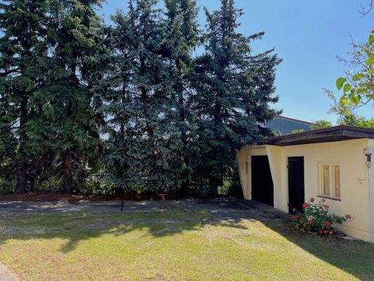 Garage mit Werkstatt