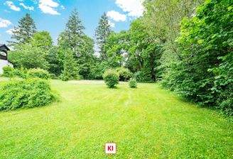 Parkähnliches Grundstück
