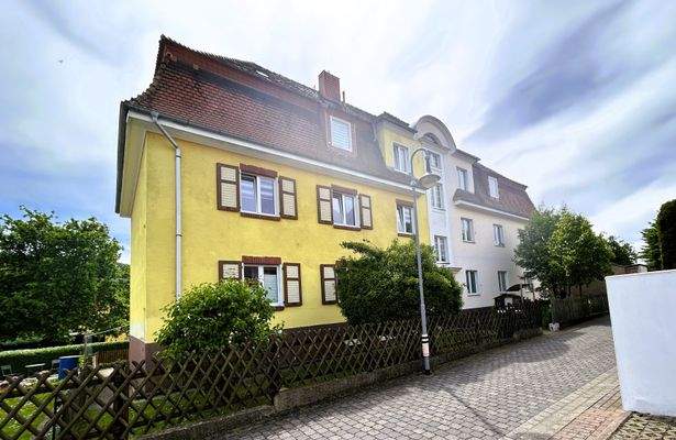 Ansicht vor dem Haus