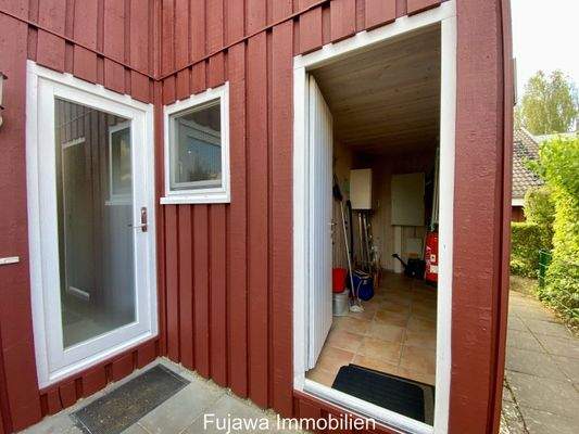 Ansicht Ost (Eingang und Abstellraum)