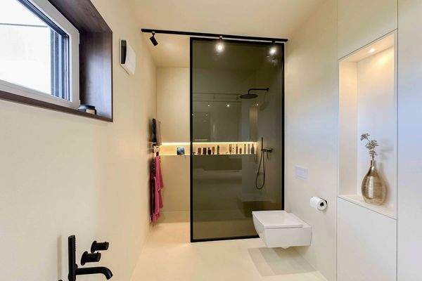 Hauptbadezimmer im 1. OG