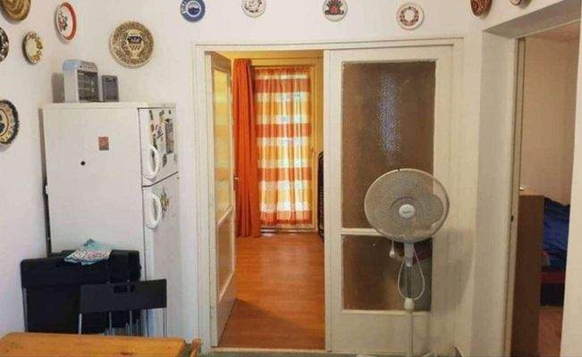 Balatoni_telek_nyaralohazzal_elado_388942496589968