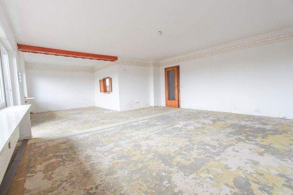 Der Wohn- und Essbereich im 1. OG