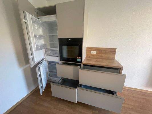 Kühl &amp; Gefrierkombi inkludiert