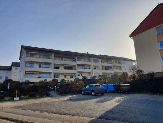 Süd-Westfassade mit Balkonen