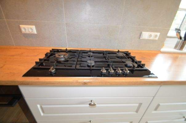 Gasherd mit 5 Kochstellen