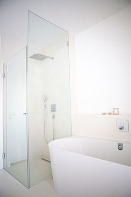dusche.jpg