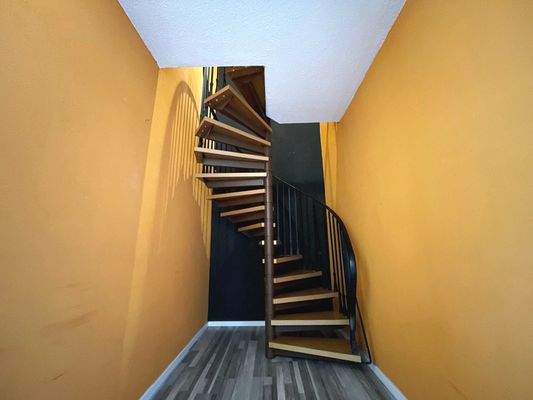 Spindeltreppe im Obergeschoss