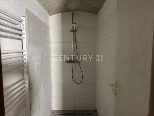 Bodengleiche Dusche im Keller