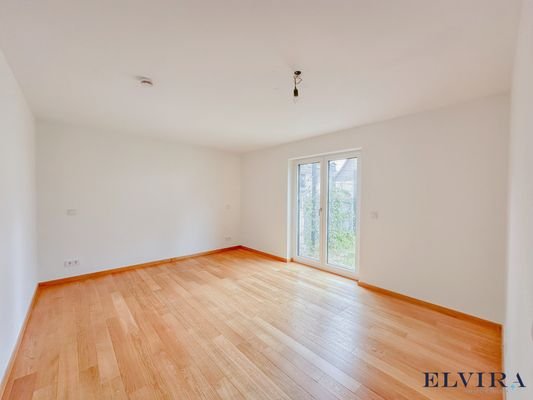 Schlafzimmer im EG