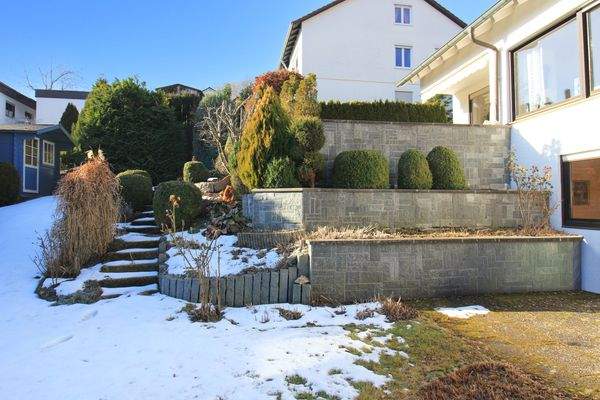 gepflegte Gartenanlage