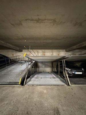 Tiefgaragenstellplatz