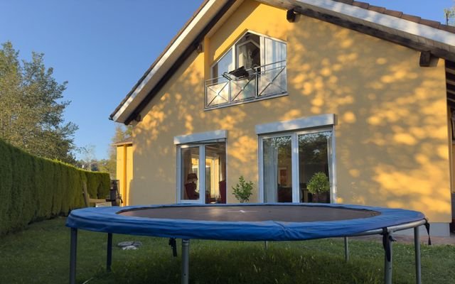 Hausansicht Garten