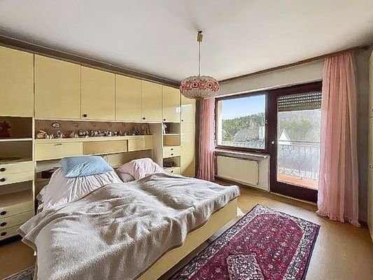 Schlafzimmer 1
