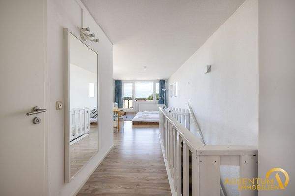 Flur, Blick ins Wohnzimmer