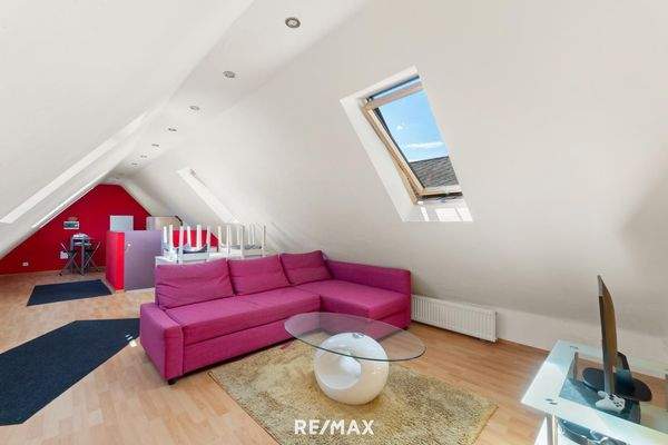 Aufenthaltsraum DG Flügel (2)