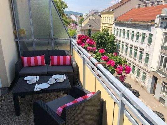 2. Terrasse - Blick über die Dächer von Penzing