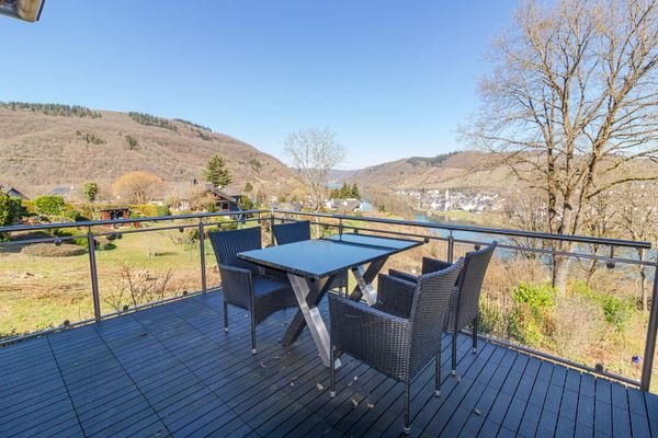 Balkon EG