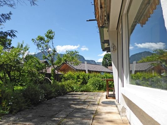 Terrasse mit Bergblick