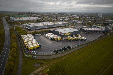 Dettelbach Halle, Dettelbach Hallenfläche