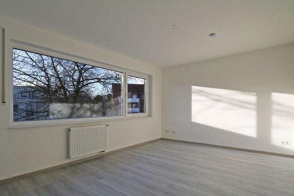 V1536 Wohnzimmer Haus links OG