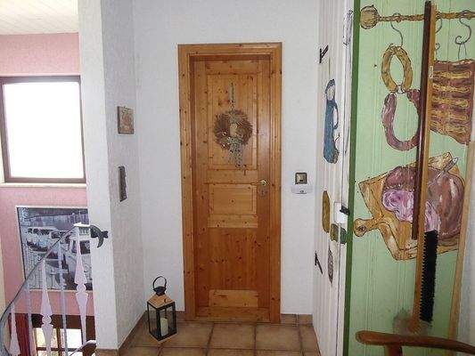 Tür zur Gäste-Toilette