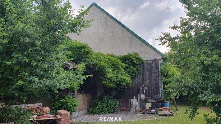 3.Grundstück mit Scheune