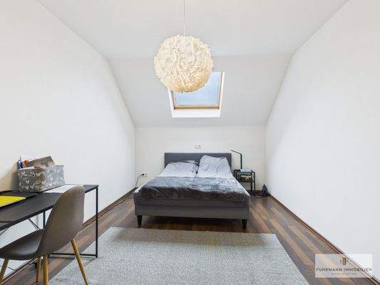 Elternschlafzimmer 2.OG