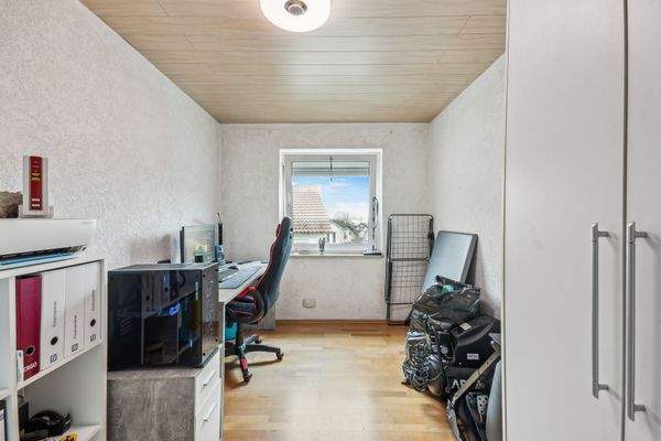 Büro / Kinderzimmer (1)