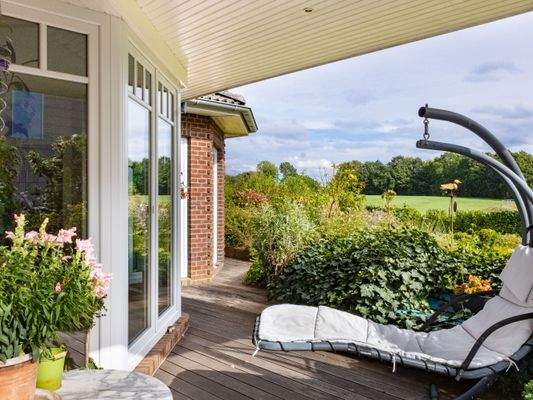 Genießen Sie die Sonnenterrasse!