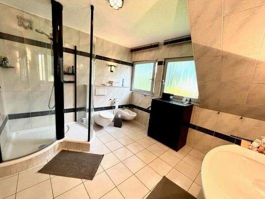 Duschbad im Obergeschoss