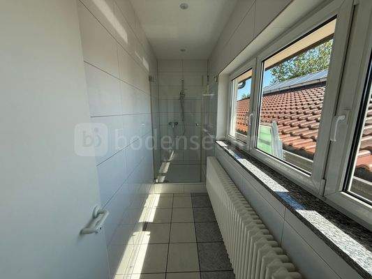 2843_Dusche_Mitarbeiter